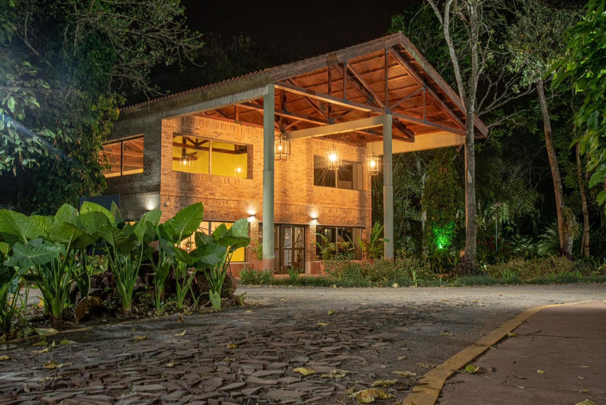 Hotel Village Cataratas